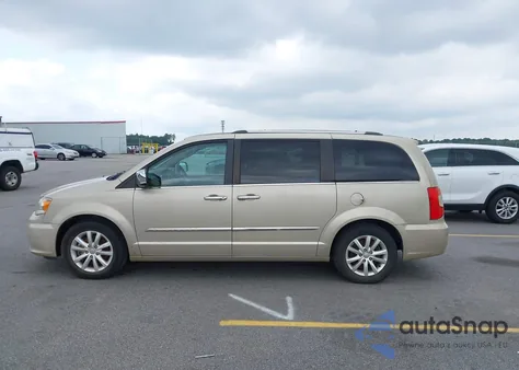 2015 Chrysler Town & Country Limited Platinum from USA, damaged, VIN 2C4RC1GG7FR710972